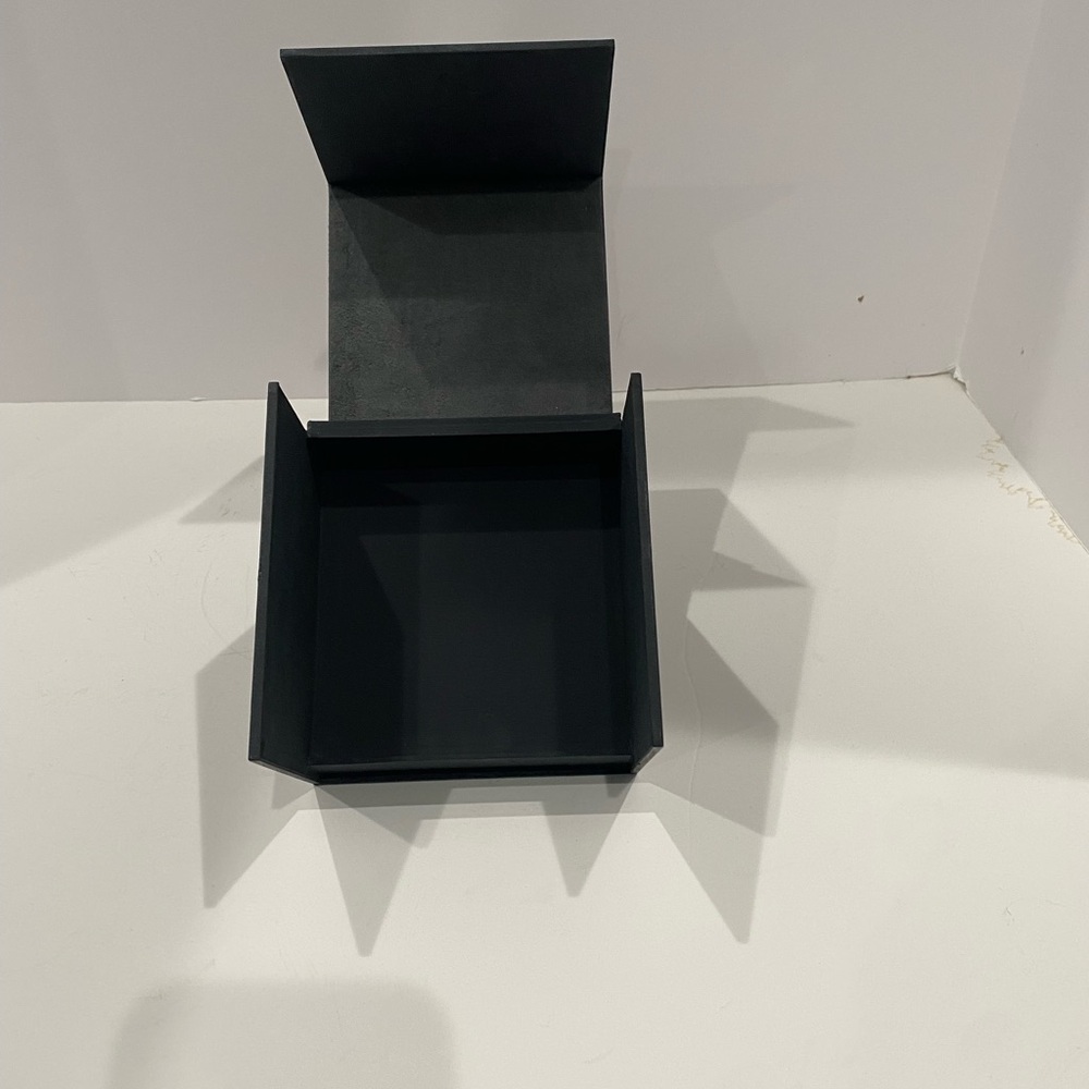 FINAL PRICING / David Yurman Display Storage Box - Picture 2 of 4